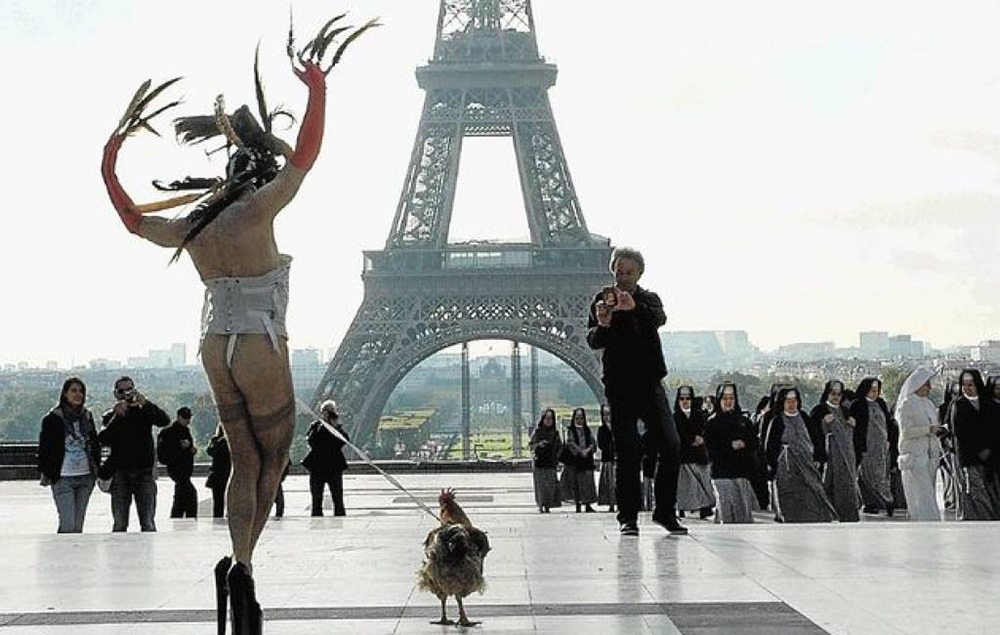 Arrested in front of the Eiffel Tower